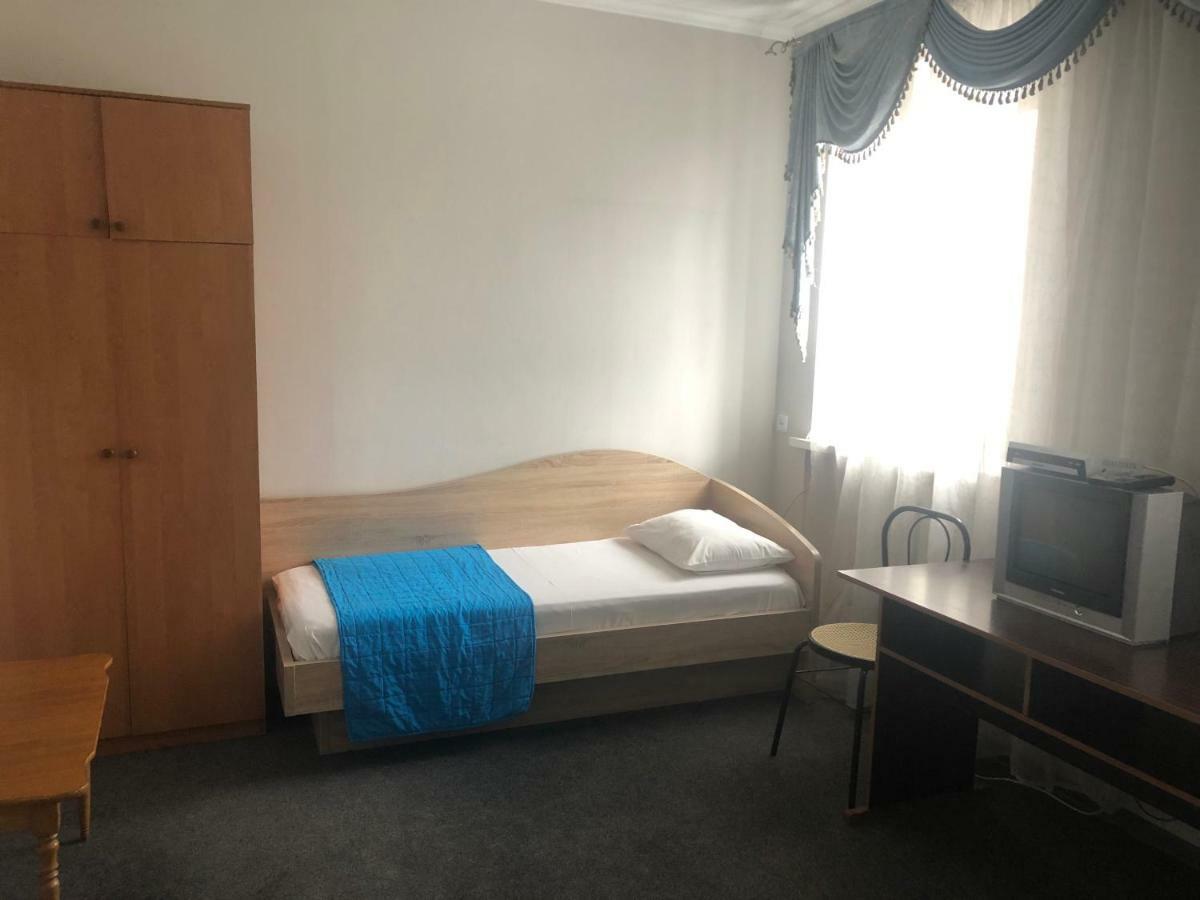 U Fedora Hotel Oleksandriia ภายนอก รูปภาพ