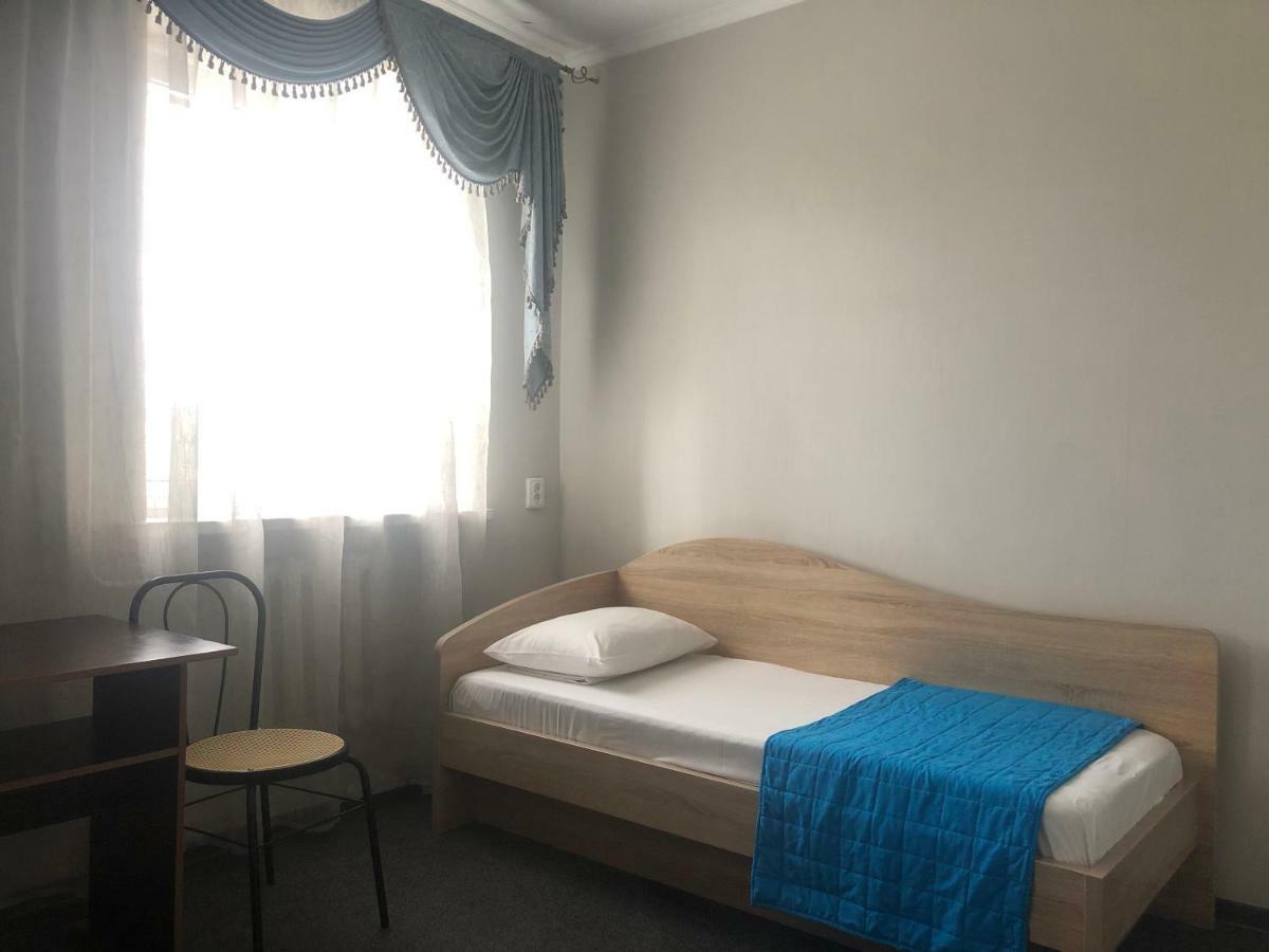 U Fedora Hotel Oleksandriia ภายนอก รูปภาพ